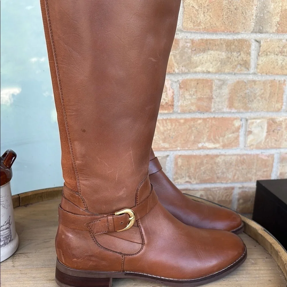 Clarks Tan Leather  Boots
